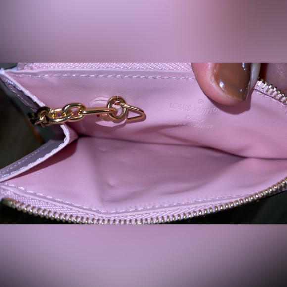 Authentic LOUIS VUITTON Monogram Vernis Coin Key Case Cles Pink - Picture 11 of 16